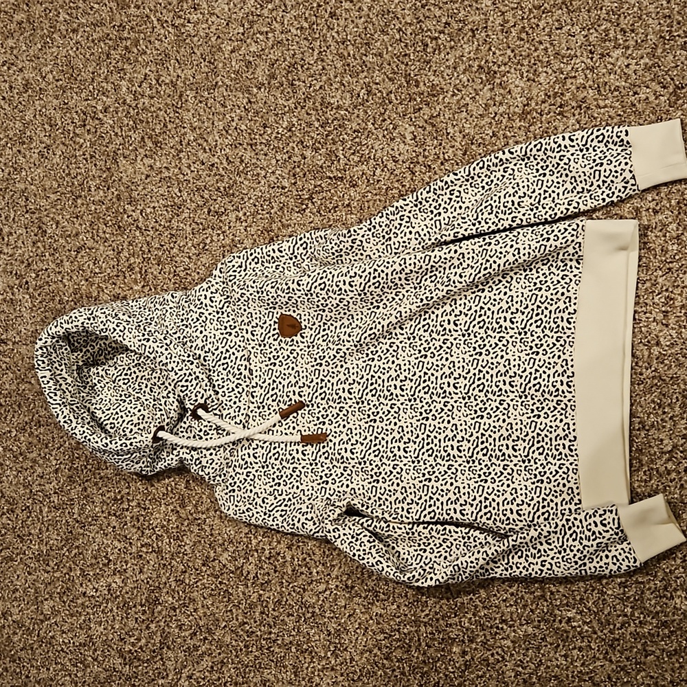 Wanakome leopard sweatshirt